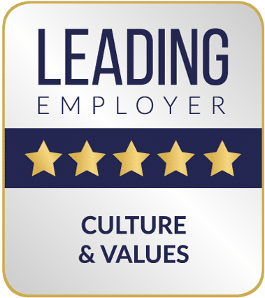 Award with a gold border and silver background. At the top, "LEADING EMPLOYER" in dark blue text. Below, a dark blue bar with five gold stars. At the bottom, the black inscription "CULTURE & VALUES".